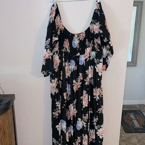 Torrid dress size 4